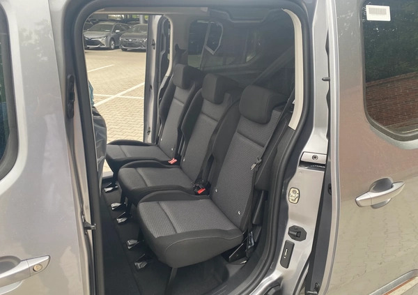 Toyota Proace City Verso cena 154999 przebieg: 15, rok produkcji 2024 z Poznań małe 92